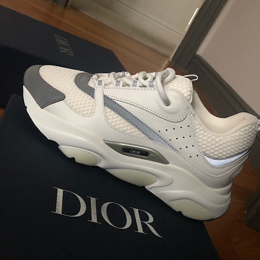 Two pairs of Dior B22’s mint one brand new one worn once (basically brand new)